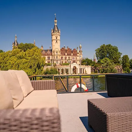 Cosy Explorer - Festlieger Schwerin (Mecklenburg-Vorpommern)
